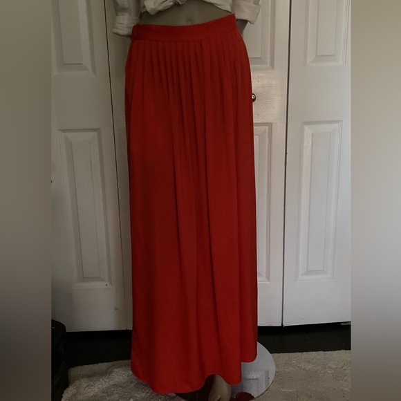 ❌SOLD❌BCBGMaxAzria Sofia Pleated Maxi Skirt Red size XS - Picture 10 of 16